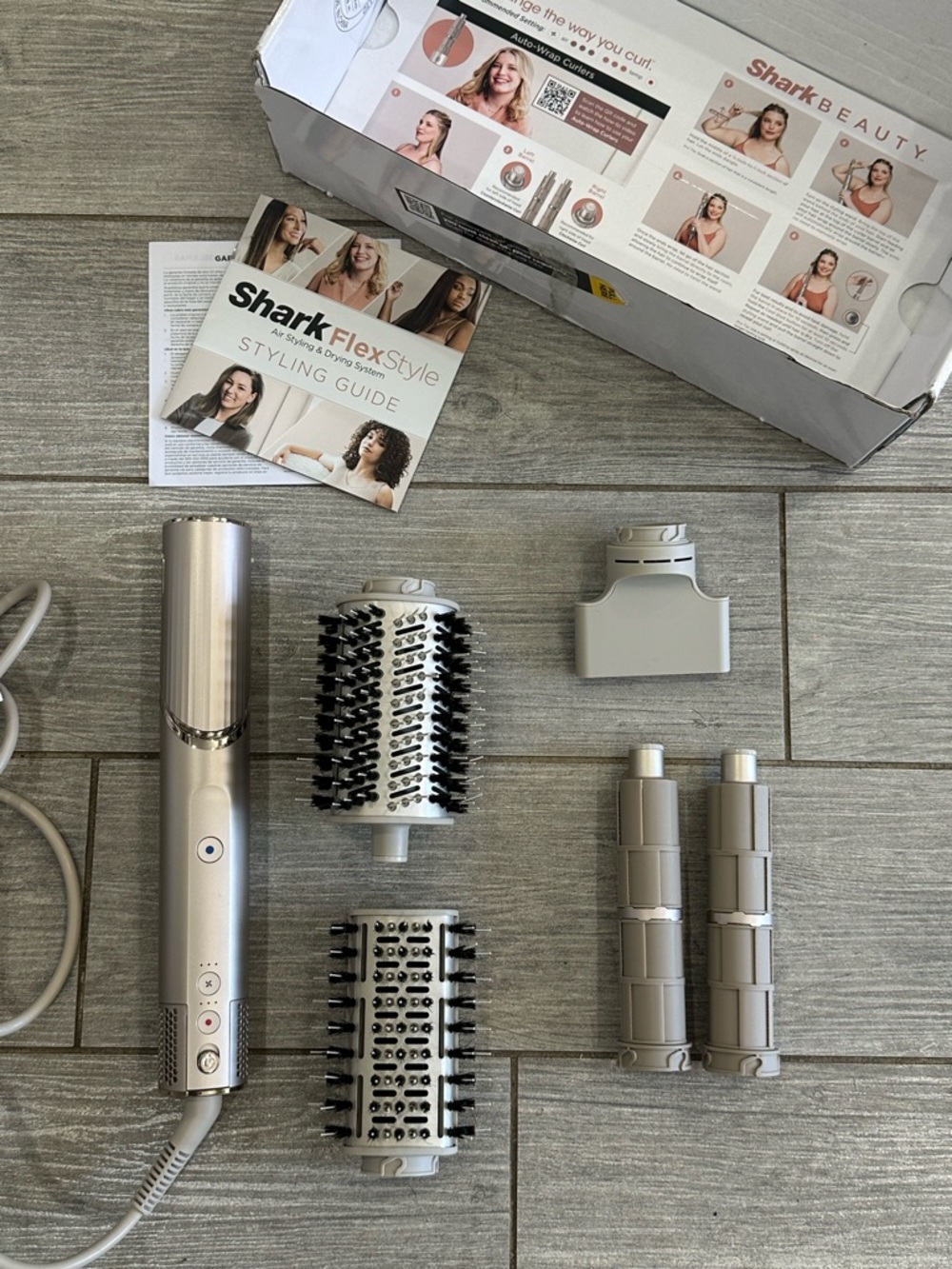 Shark FlexStyle Air Styling & Drying System New! - Picture 10 of 11